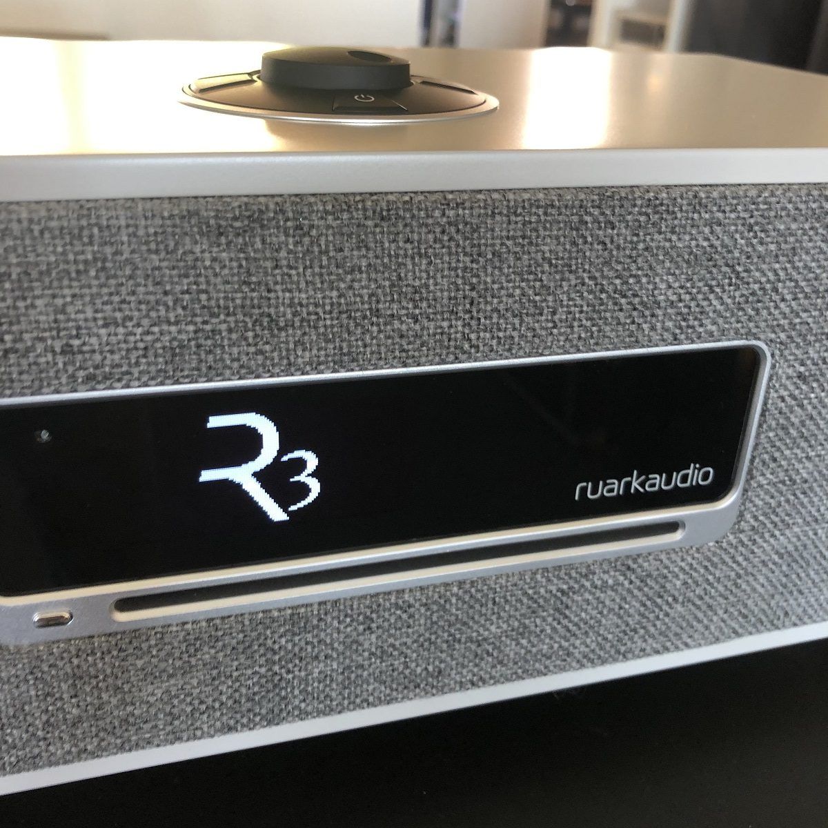 Ruark Audio R3